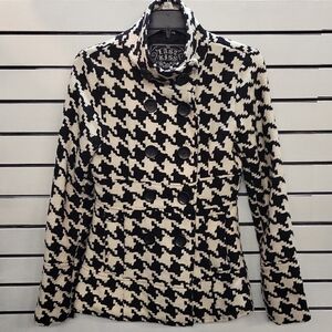 Classic Women's Houndstooth Pea Coat, Size Medium
